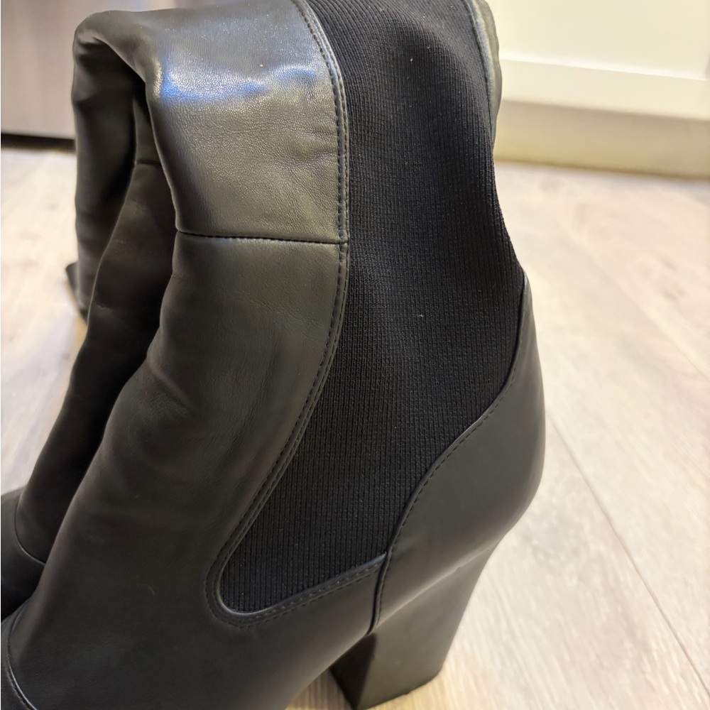 Genuine Black Leather Over the Knee Boots - EUC - Picture 5 of 6